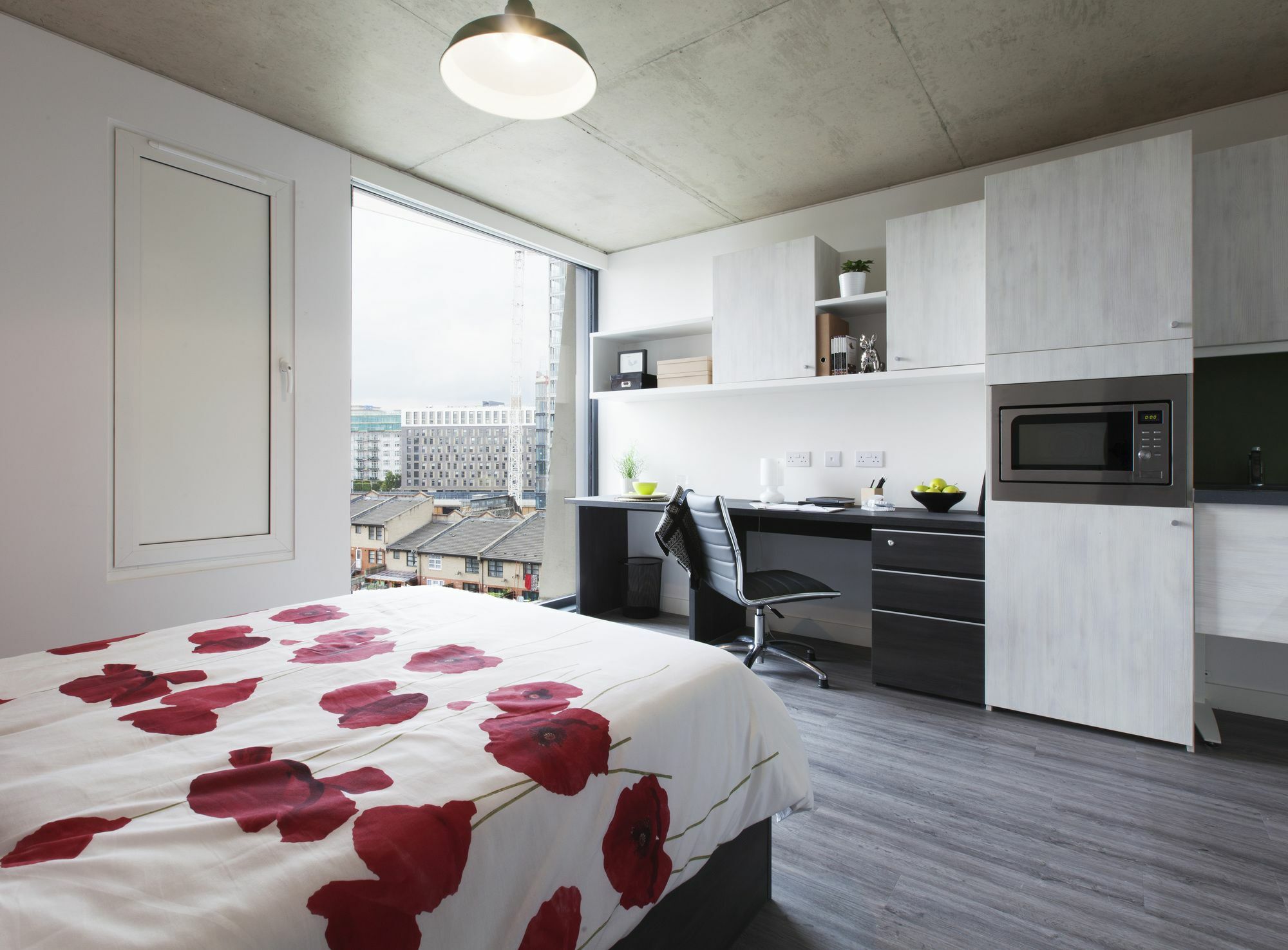Pure Citystay Aldgate Apartment *