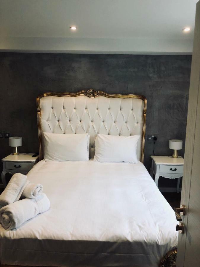 Stunning Gated * London