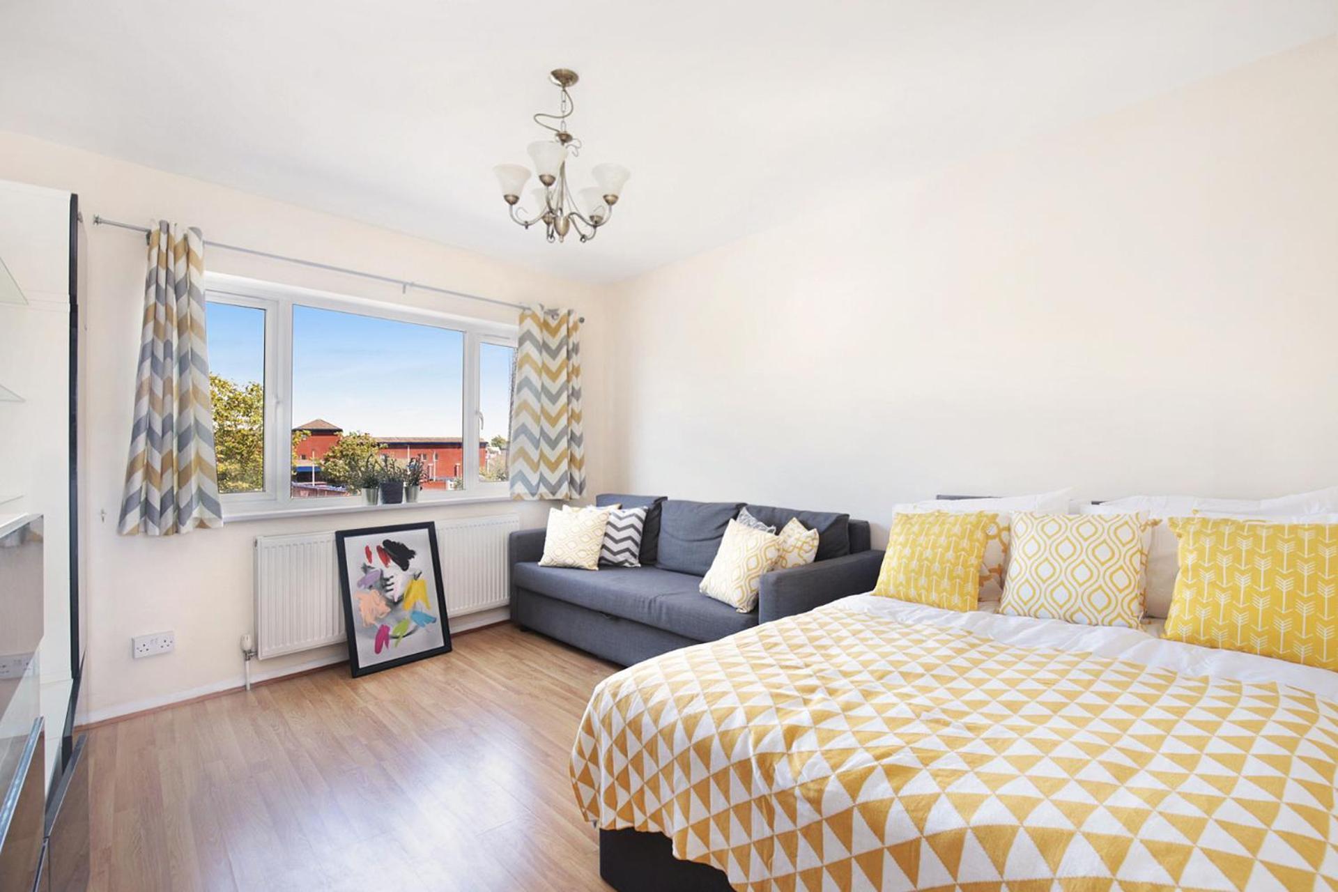 Charming In The Heart Of Chiswick