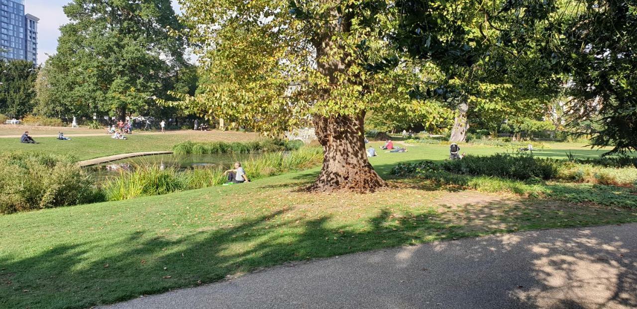 Apartment Heart Of Ealing With Garden *