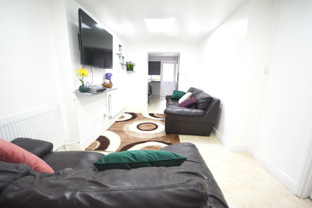 Apartamento Zone 2 Three Bedroom *