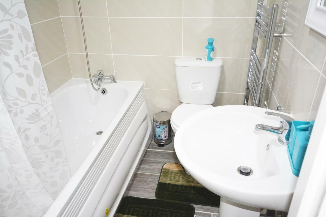 Zone 2 Three Bedroom Londres