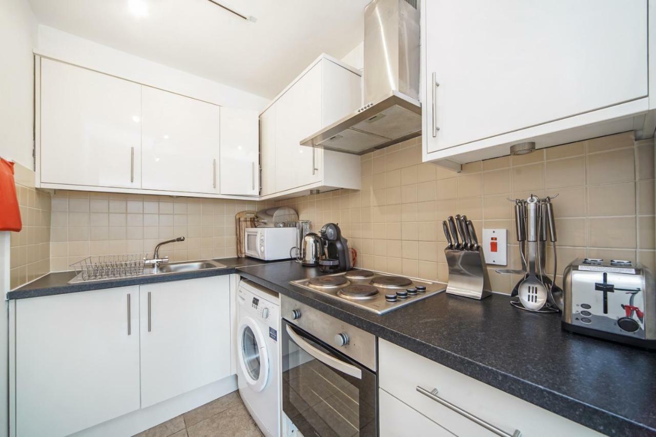 Apartment 2 Bed Cosy In Fitzrovia Free Wifi By Aparts *