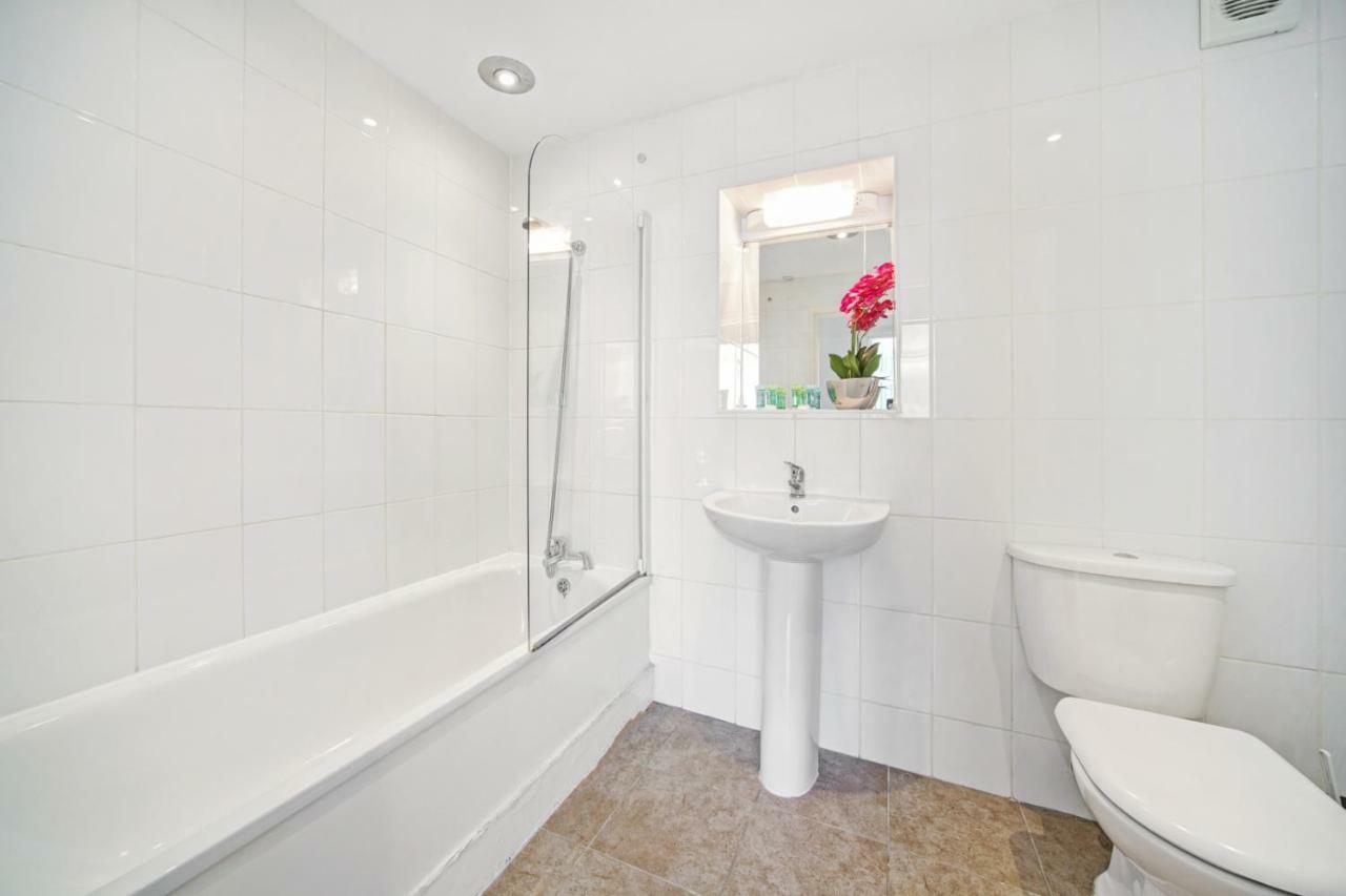 2 Bed Cosy In Fitzrovia Free Wifi By Aparts