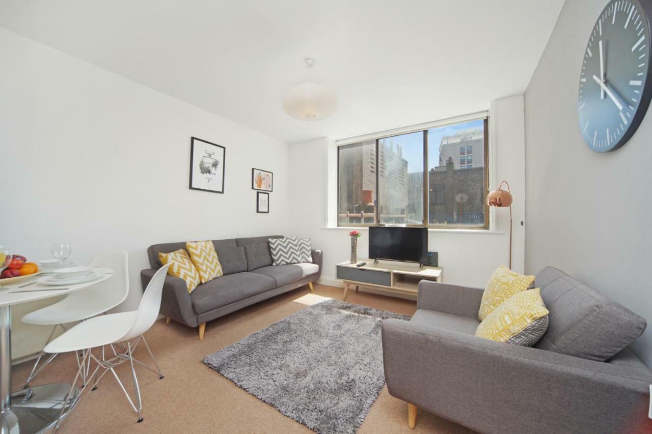 2 Bed Cosy In Fitzrovia Free Wifi By Aparts Apartment *