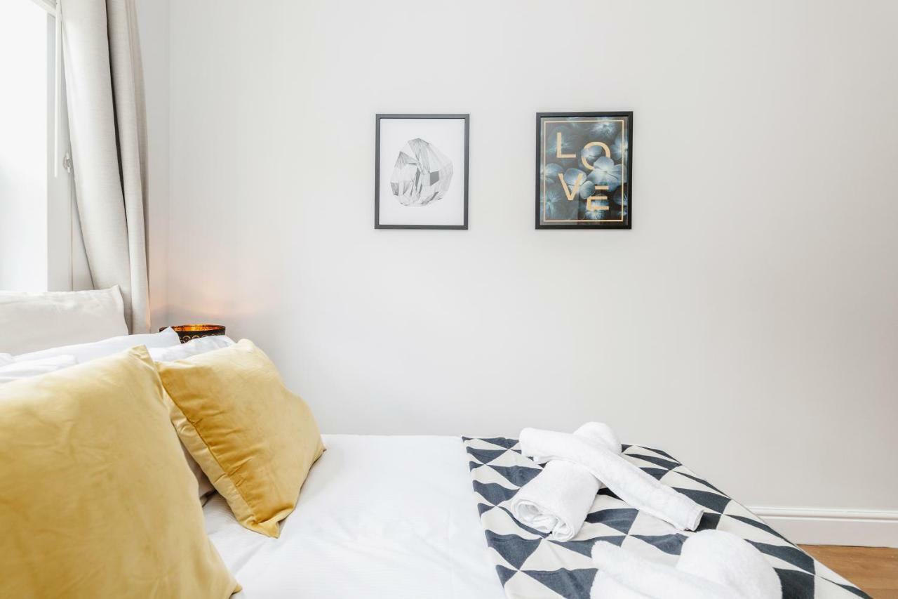Welcomestay Clapham Junction 2 Bedroom Apartment *