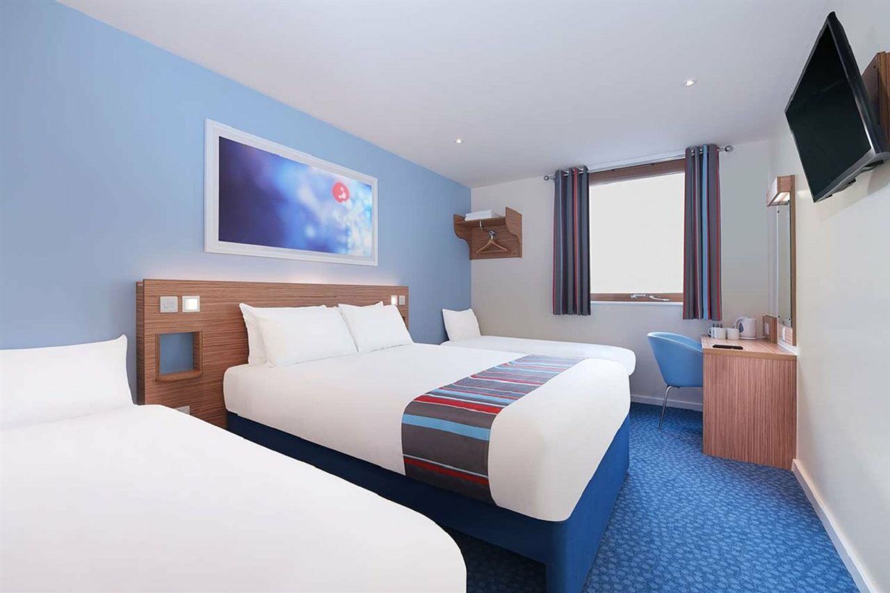 Travelodge Docklands 3* London