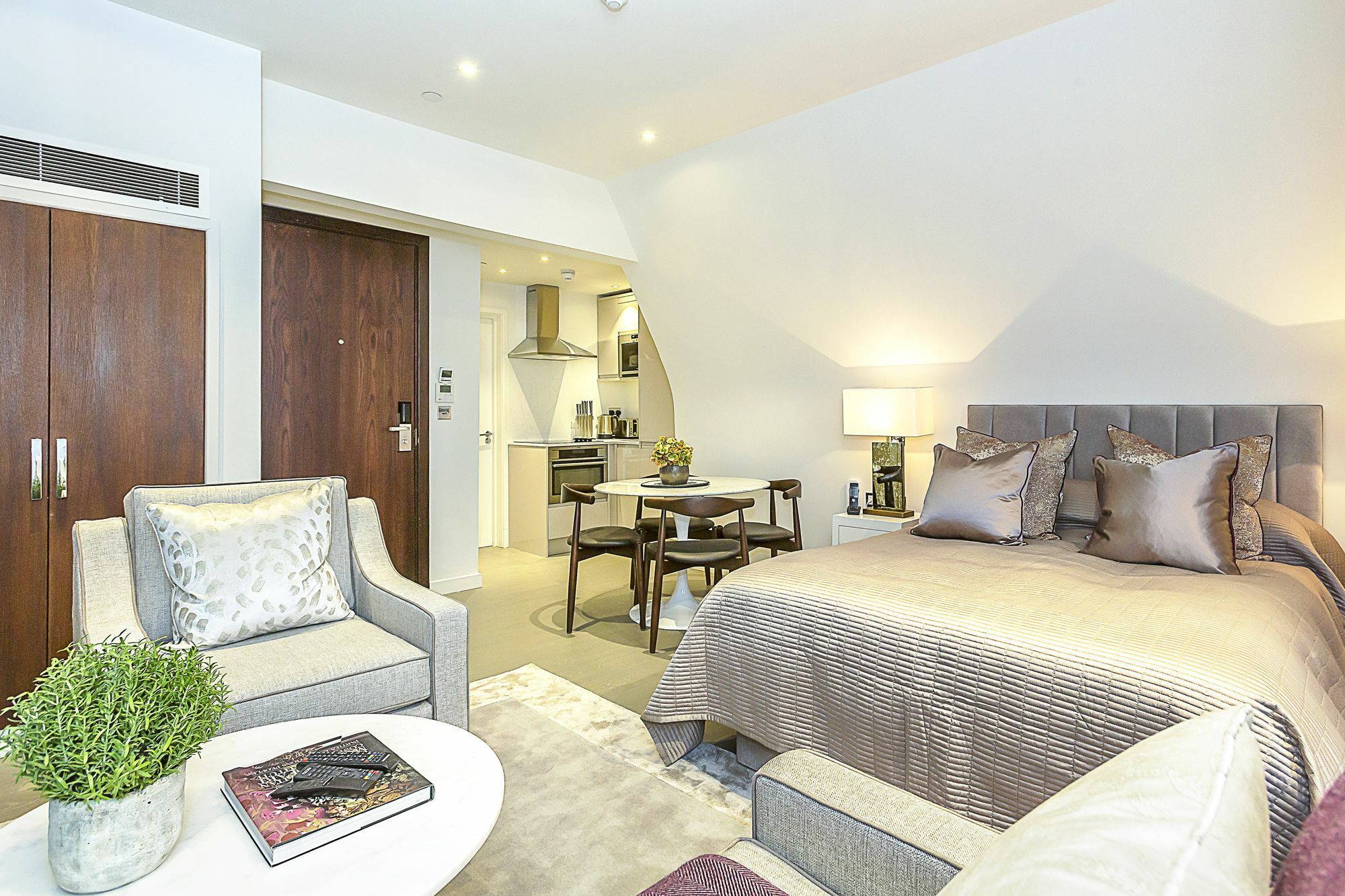 Apartment Bshan *