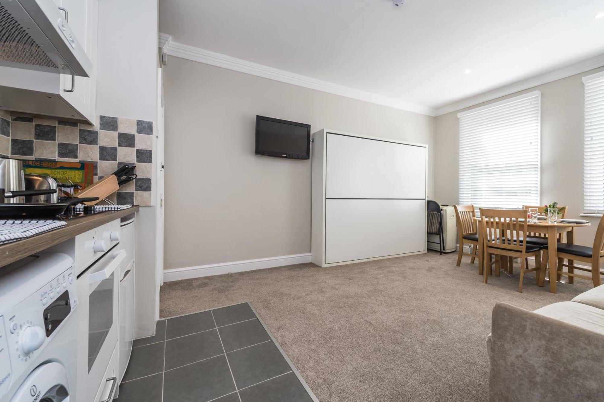 Apartment Stylish Apartment,12 Minutes From Oxford Street,central London,ac,wifi! *