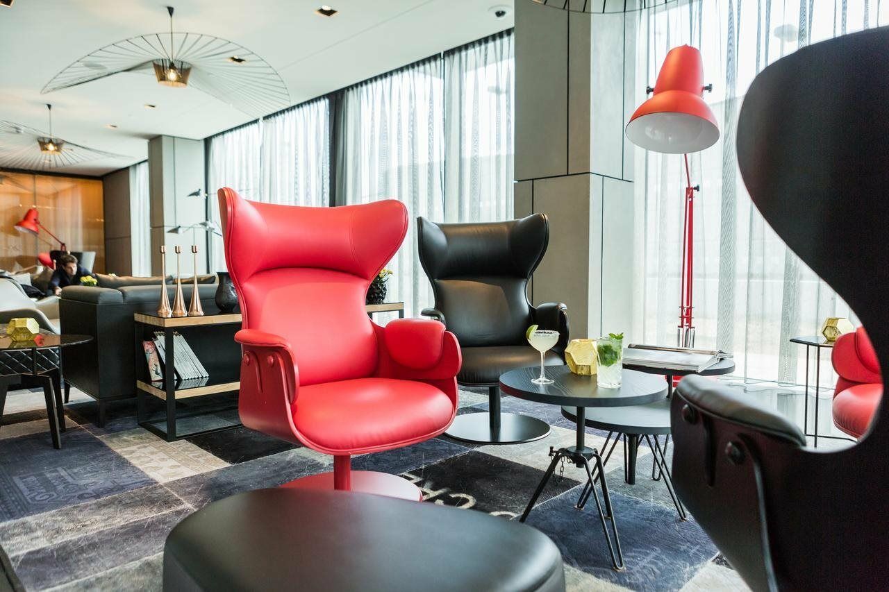 Park Plaza London, Park Royal