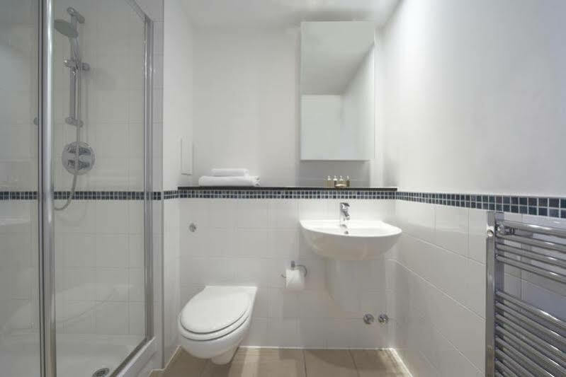 Aparthotel Marlin Bridge - Empire Square 4*