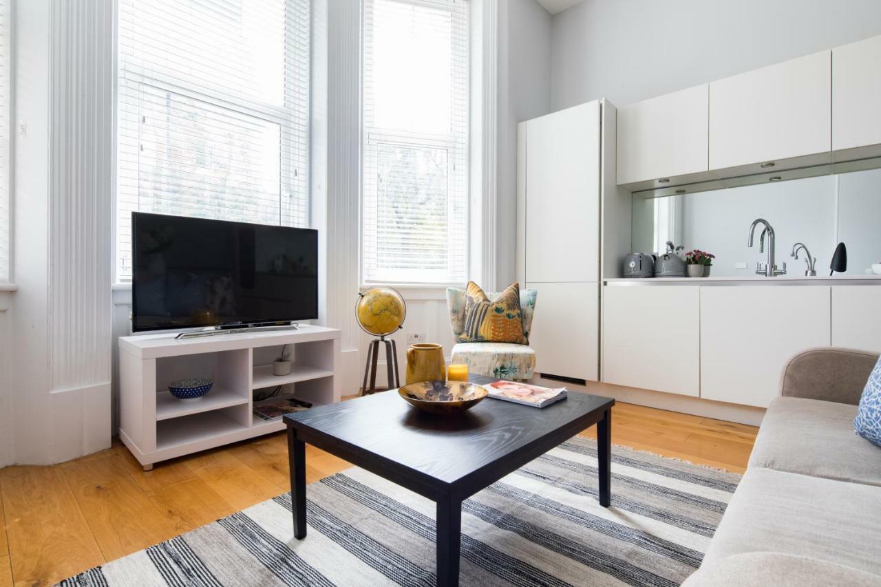 Kensington Court By Lime Street London