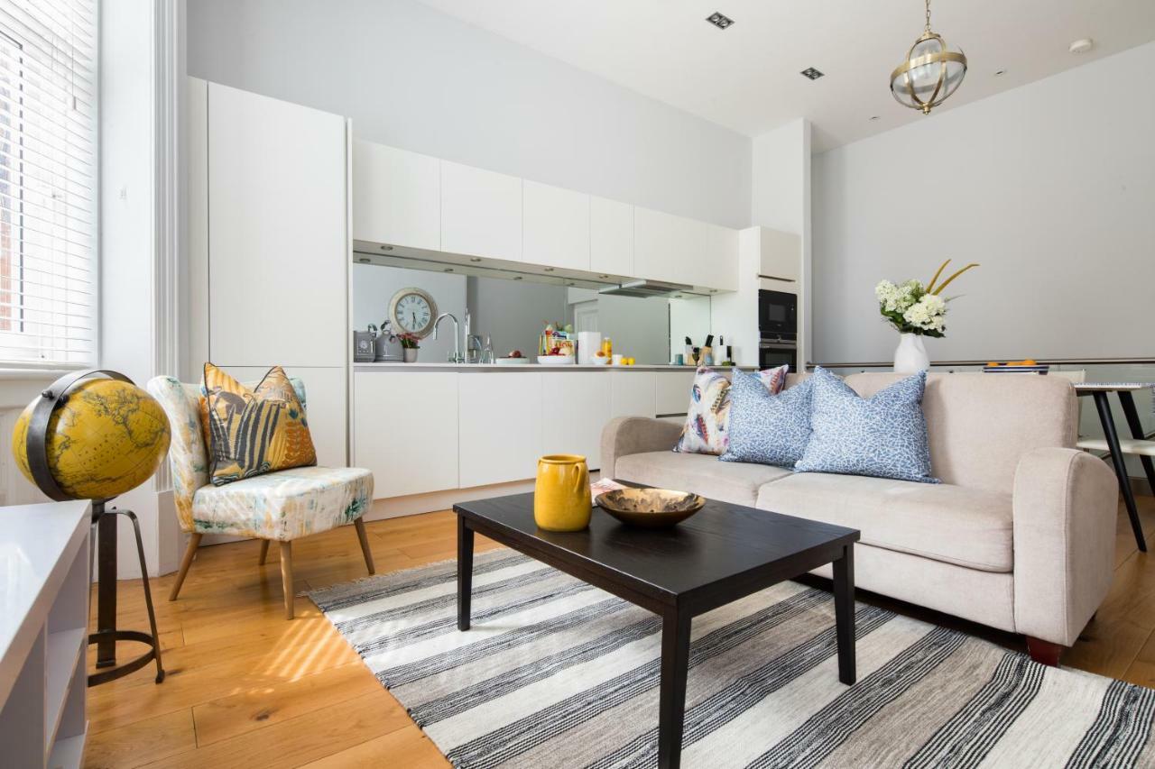 Kensington Court By Lime Street London
