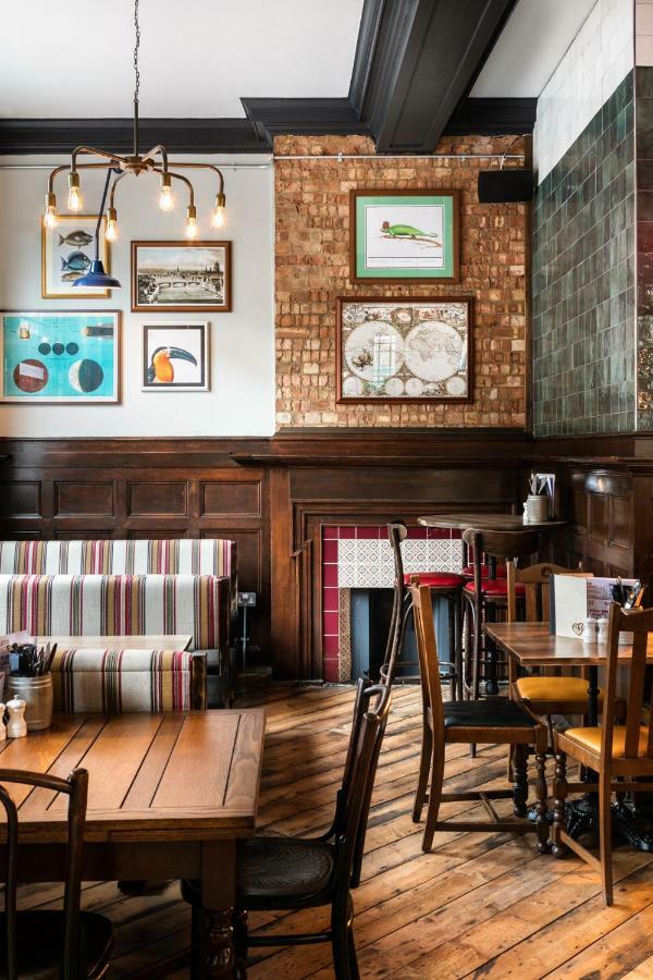 Albergue Publove @ The Rose & Crown