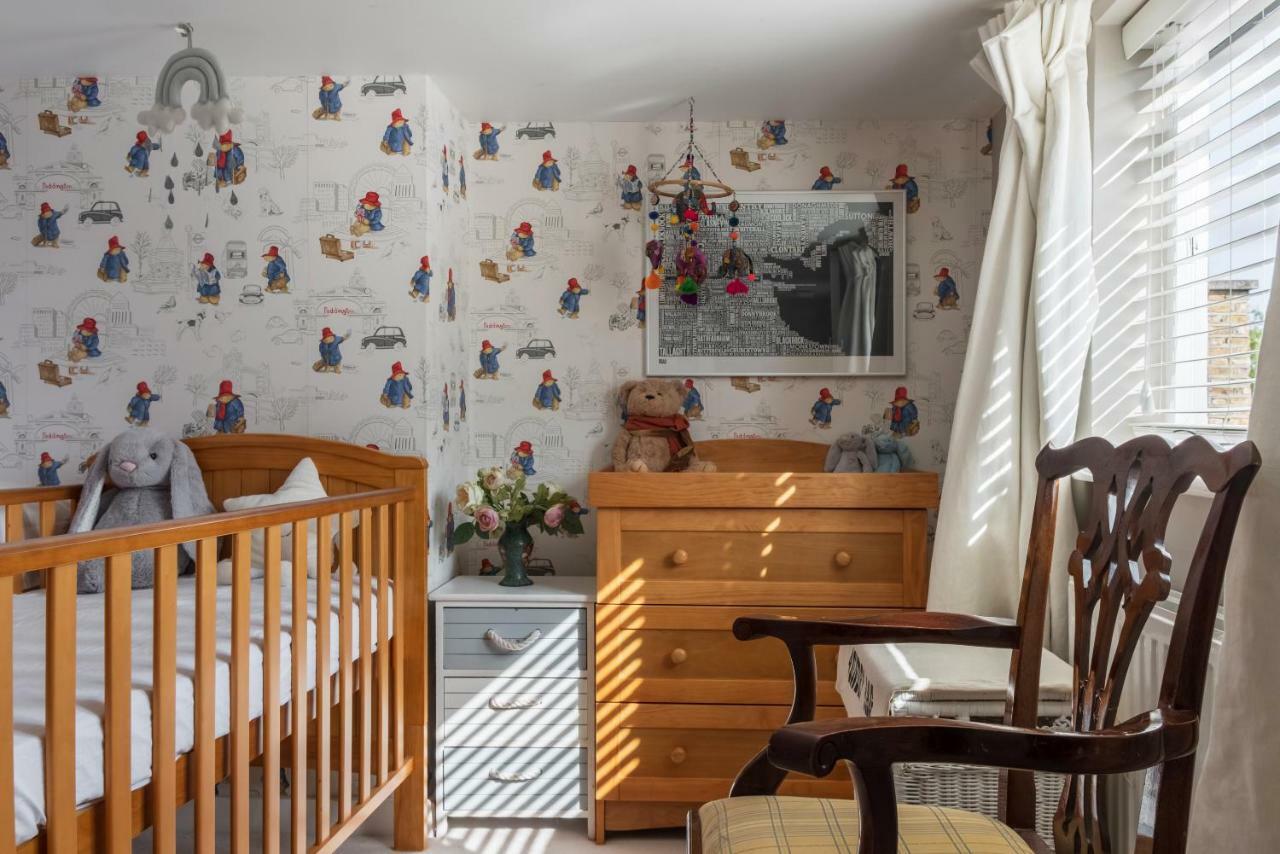 Veeve - Beautiful Interiors On A Battersea Crescent *
