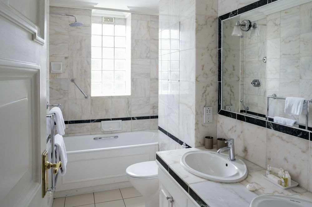 Apartment 10 Curzon Street By Mansley