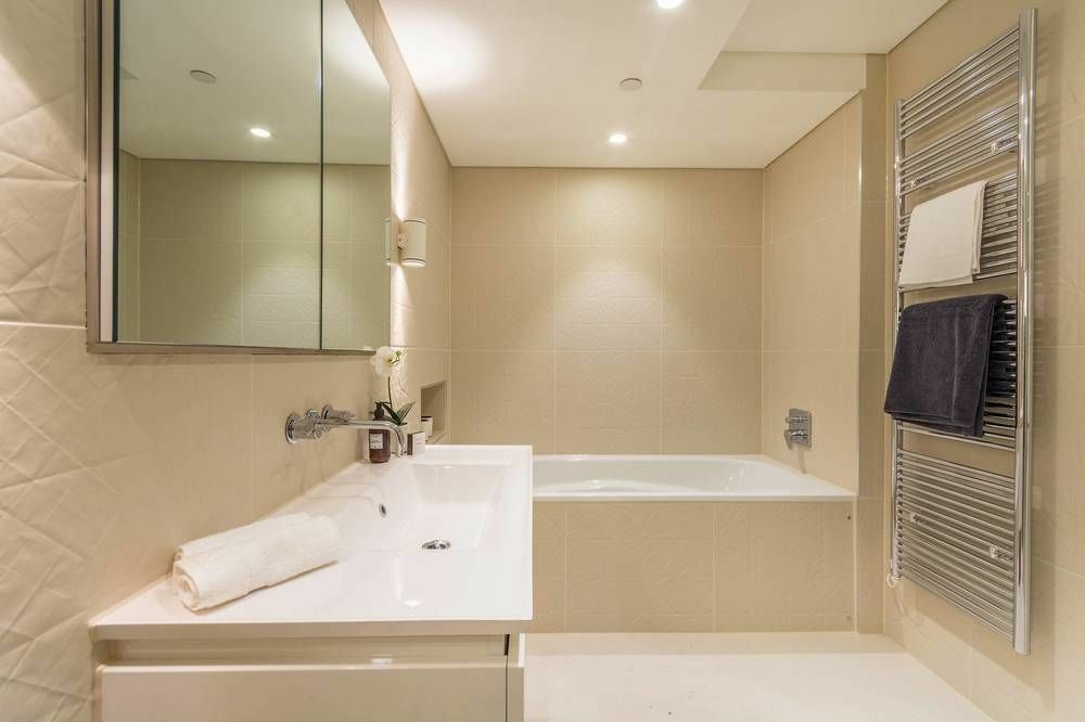 Urban Chic - Chiltern & Baker Apartment *