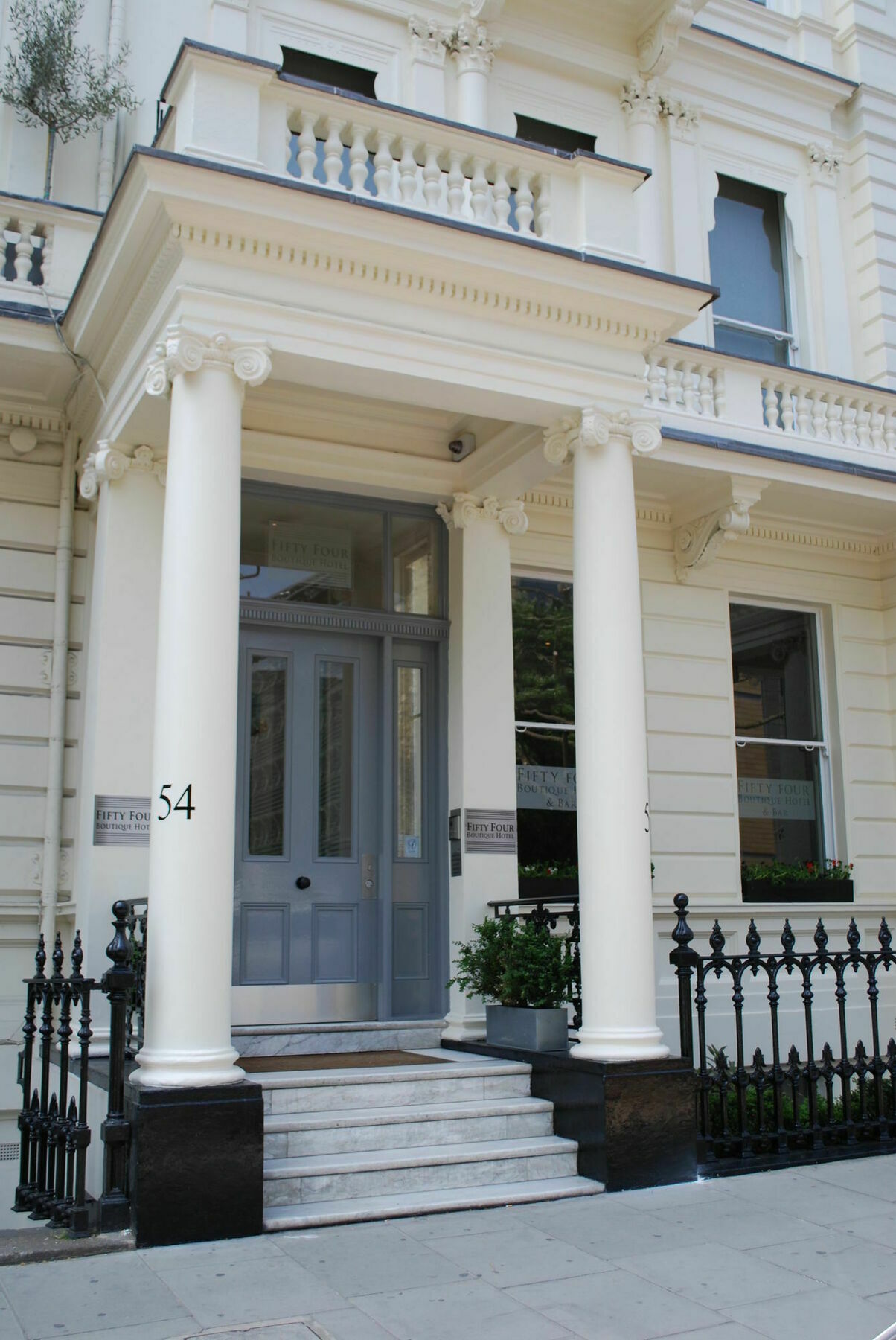 Fifty-four Boutique 4* London