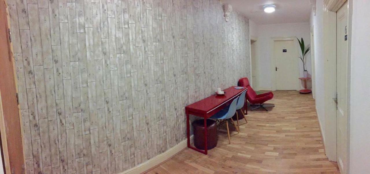 Aparthotel 101 2*