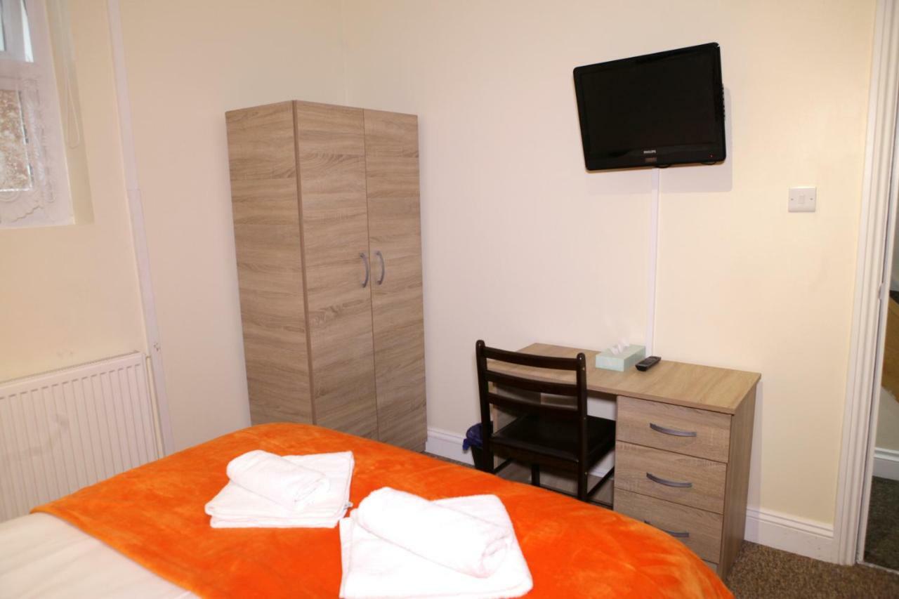 Hr Guest house *