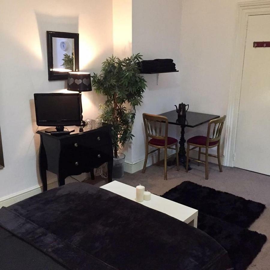 101 Aparthotel 2*