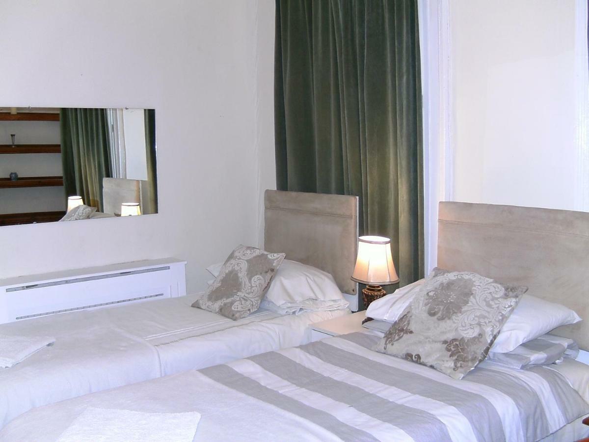 Bed & Breakfast Pedro London