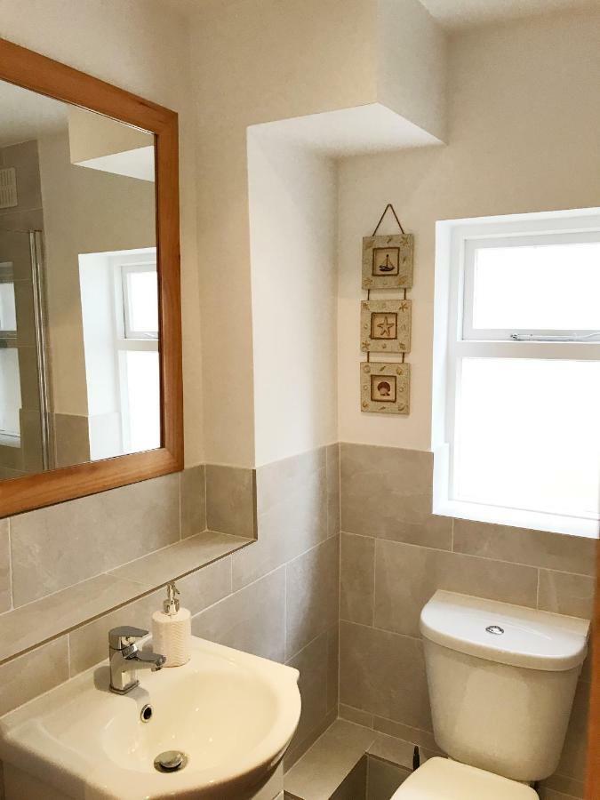 Apartment Archway