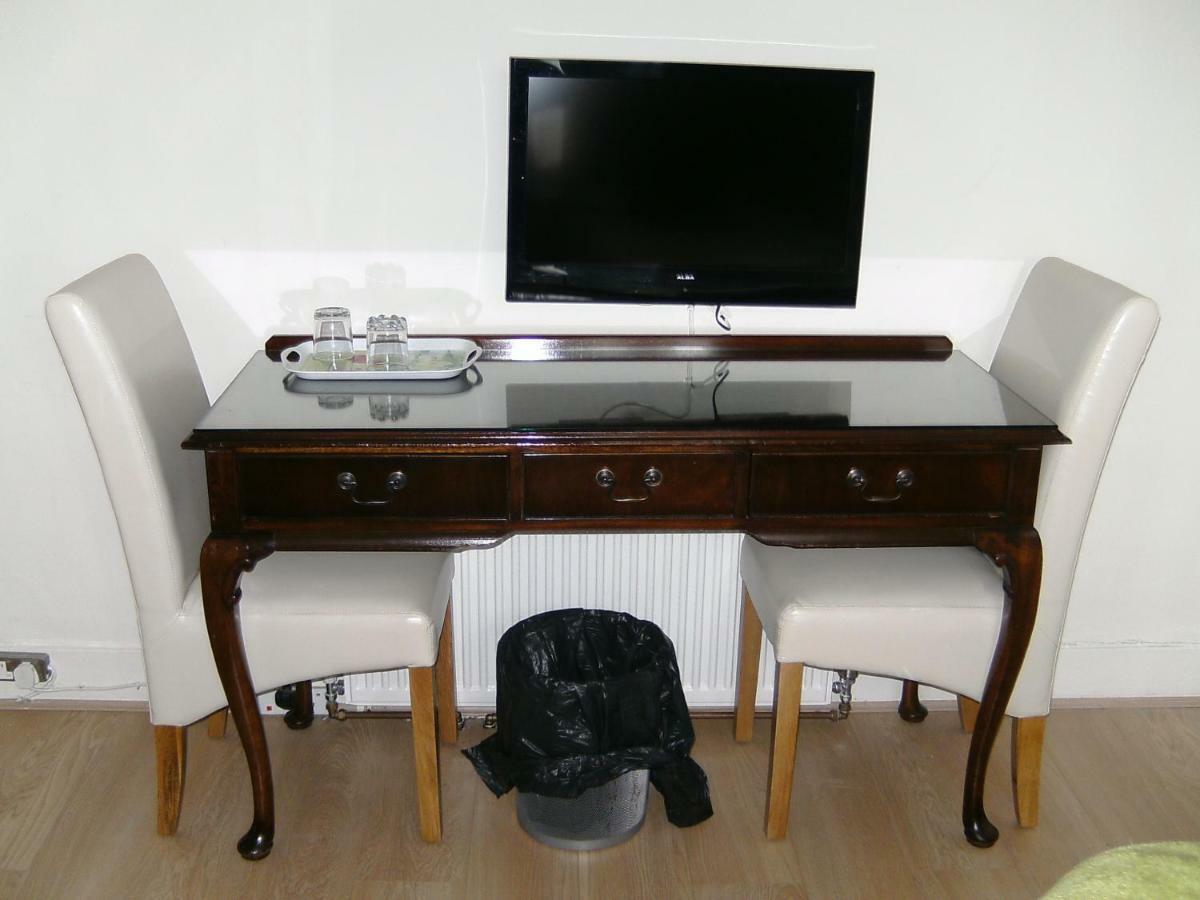 Pedro Bed & Breakfast 3*