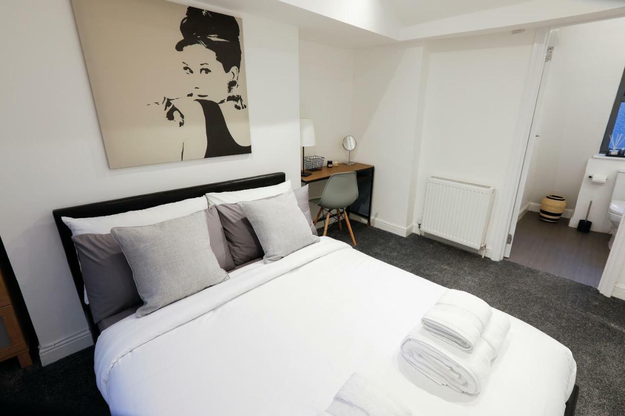 Modern Fitzrovia Apartment *