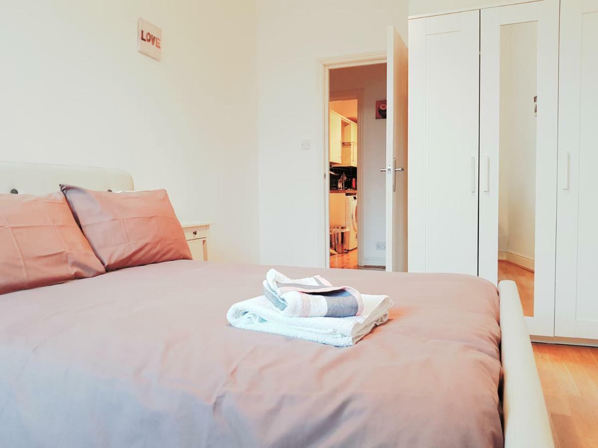 Highbury & Islington Hub London