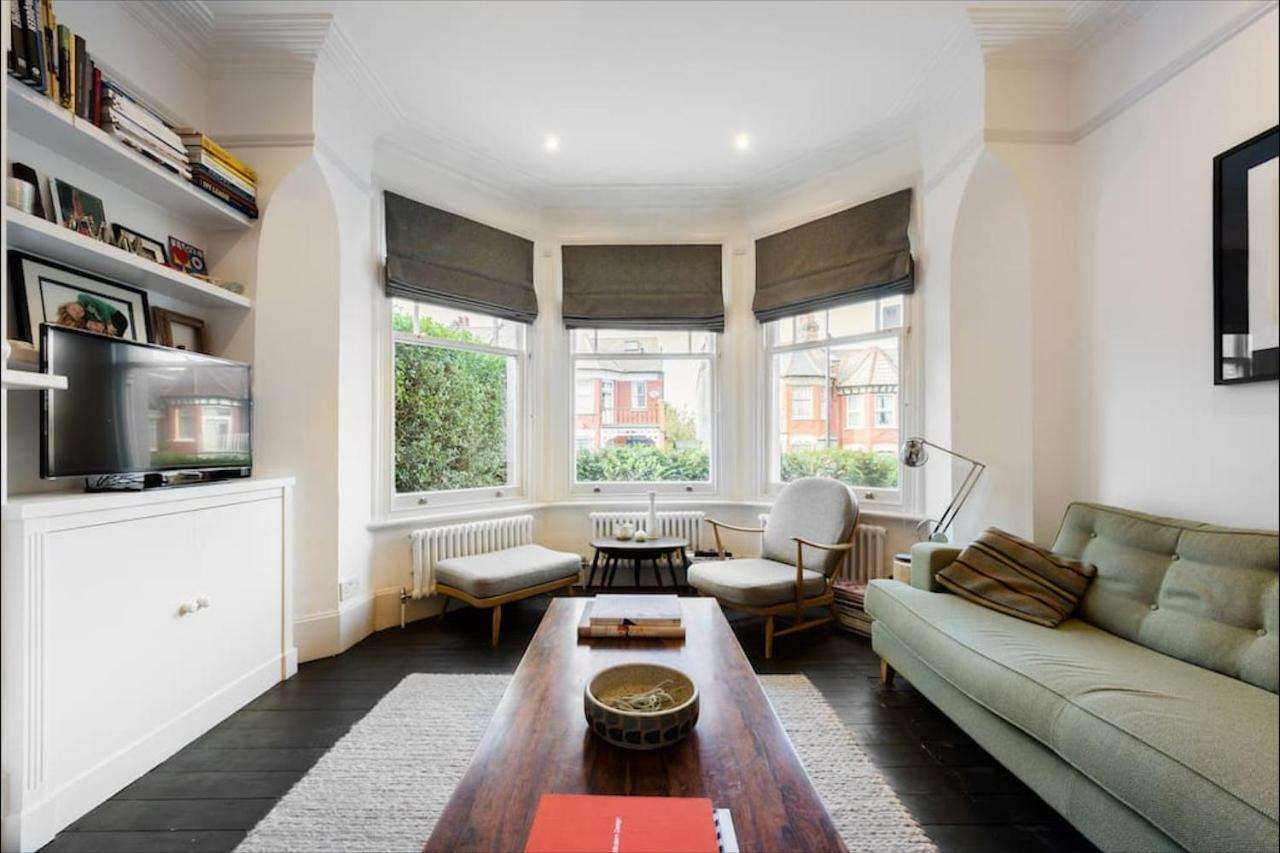 Gorgeous, 4 Bed Victorian House In Dollis Hill *