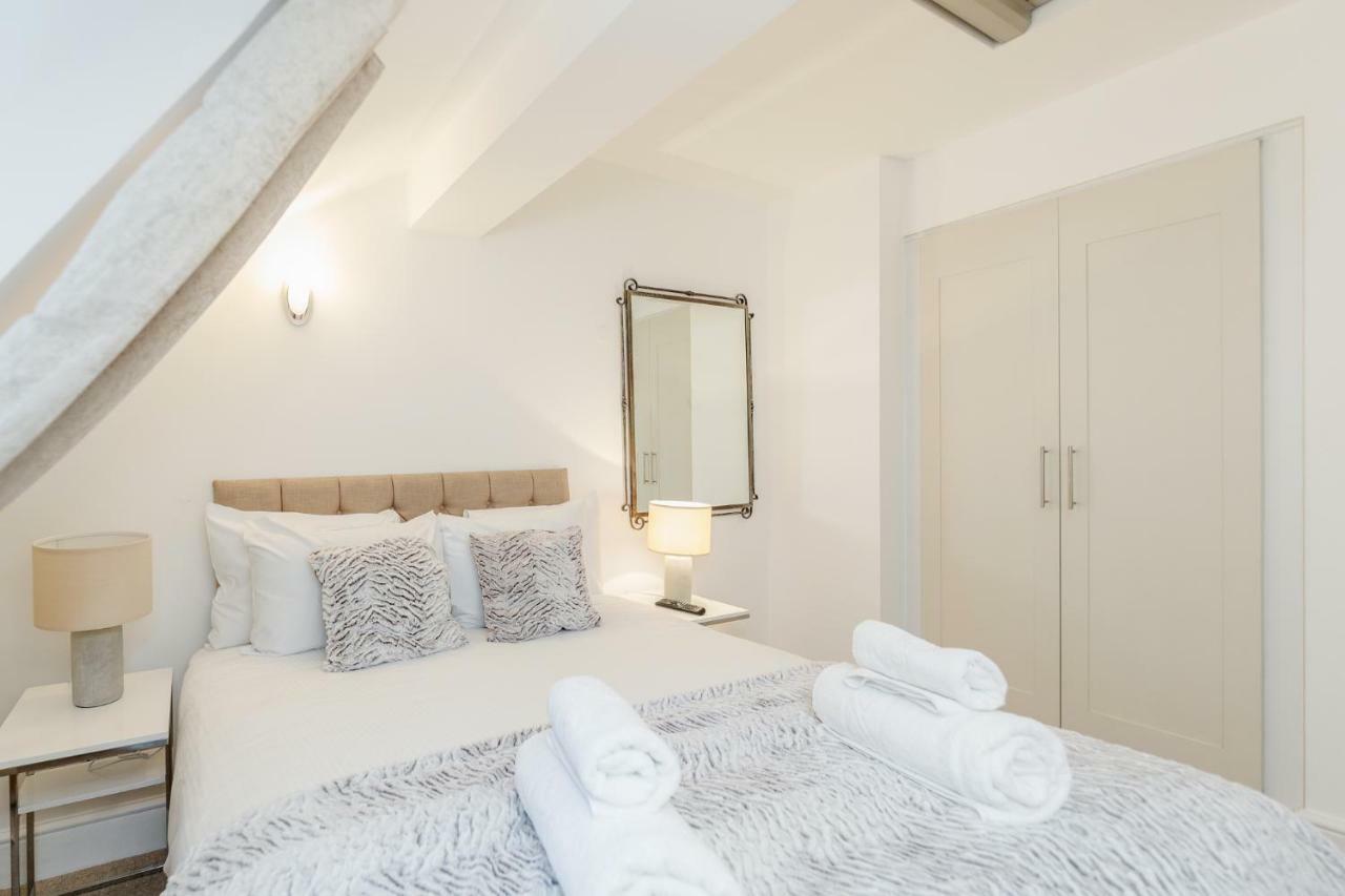 Apartment Outstanding Trafalgar Penthouse, Sleeps 8