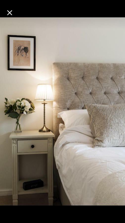 Wyatt Court * London