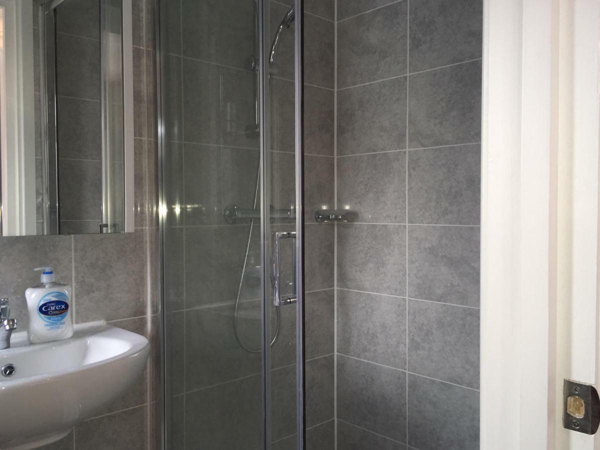 Cabot Guest house London