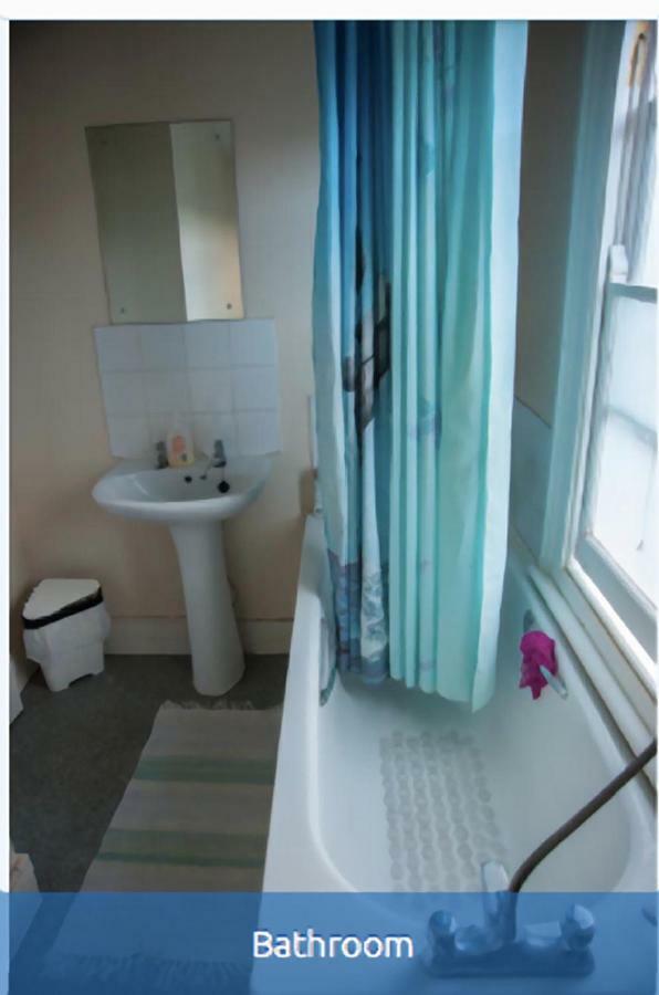 To Let In Guest house London