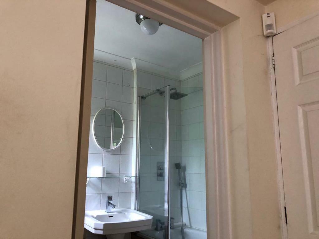 Homestay Dartmouth House