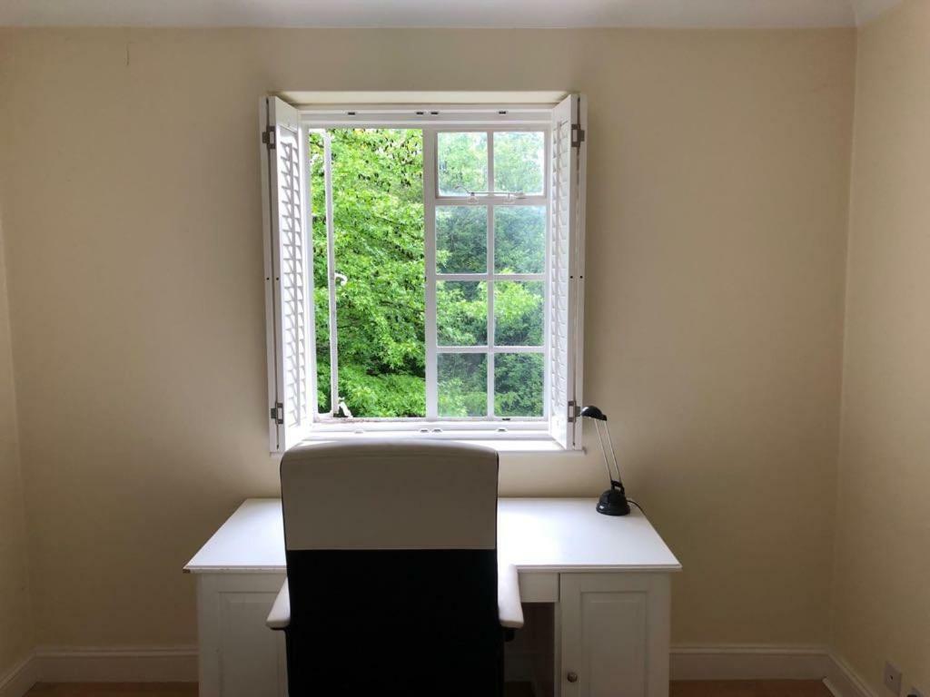 Dartmouth House Homestay *