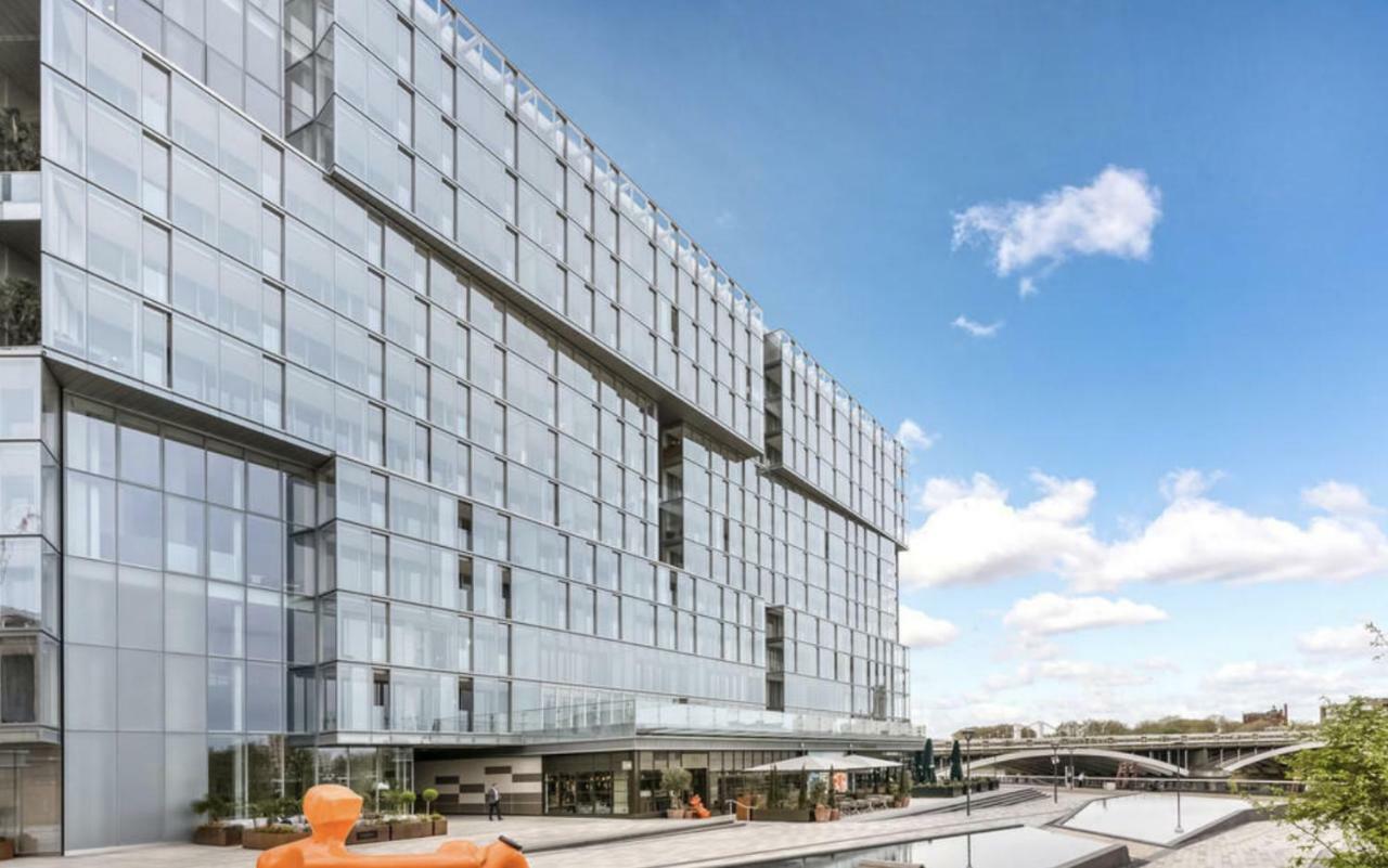 Luxury 1 Bedroom Battersea Power Station Apartment *