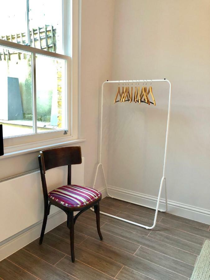 Apartment Stylish Maisonette And In Victoria