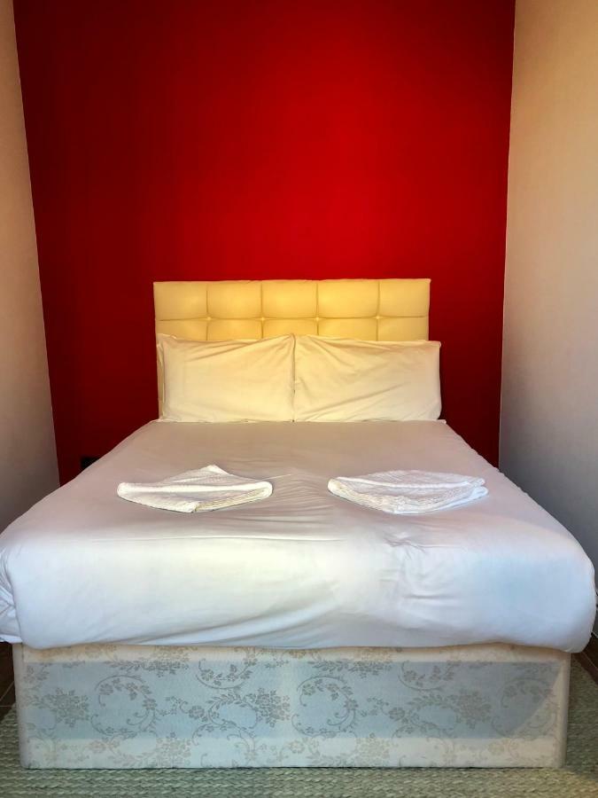 Apartment Stylish Maisonette And In Victoria *