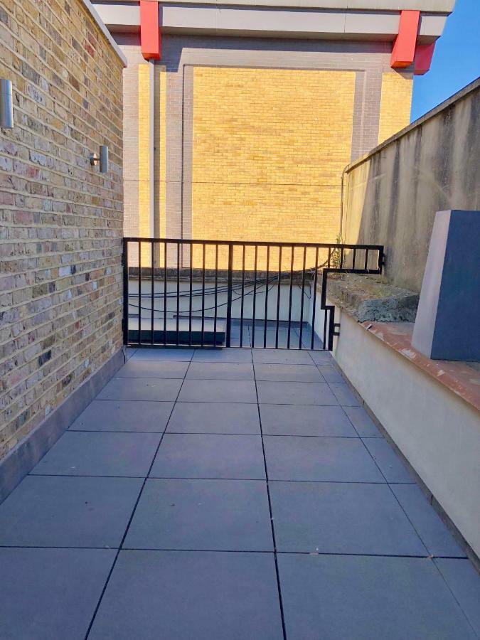 Stylish Maisonette And In Victoria *