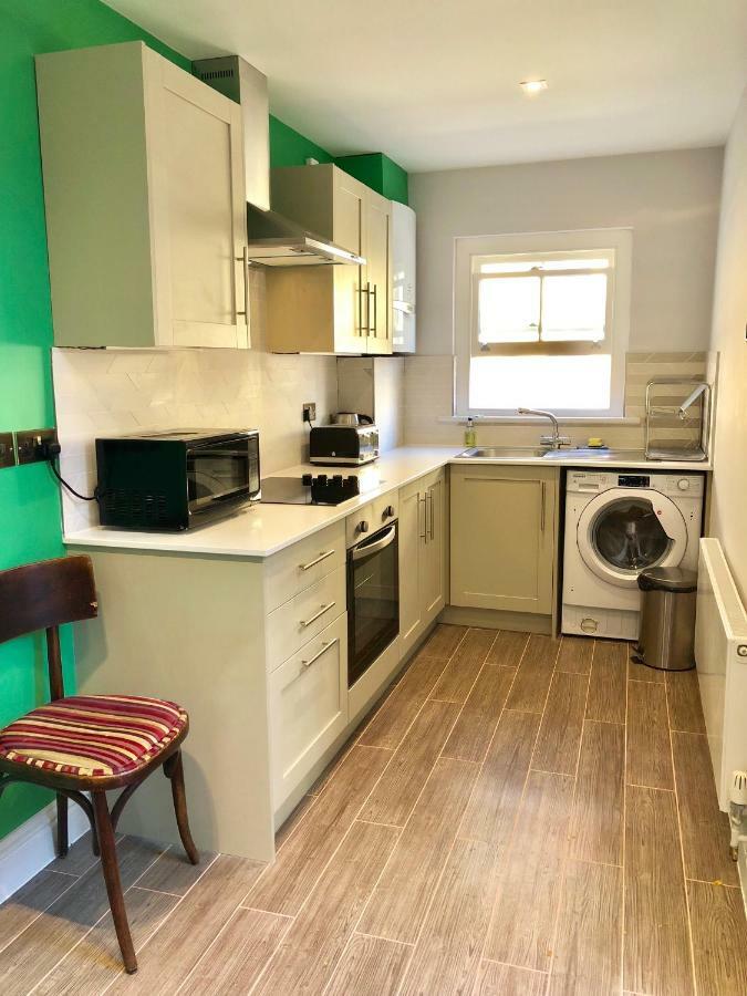 Apartment Stylish Maisonette And In Victoria London