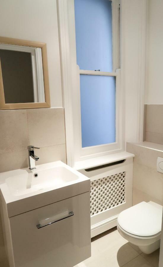 Courtfield Gardens Luxury Apartment London