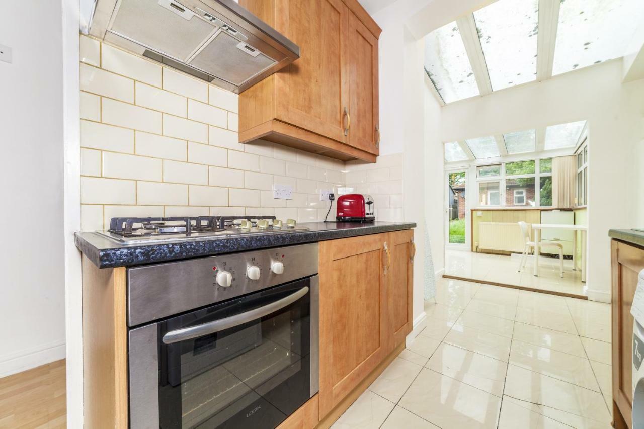 Lingwell Concept Flat 3* Londres