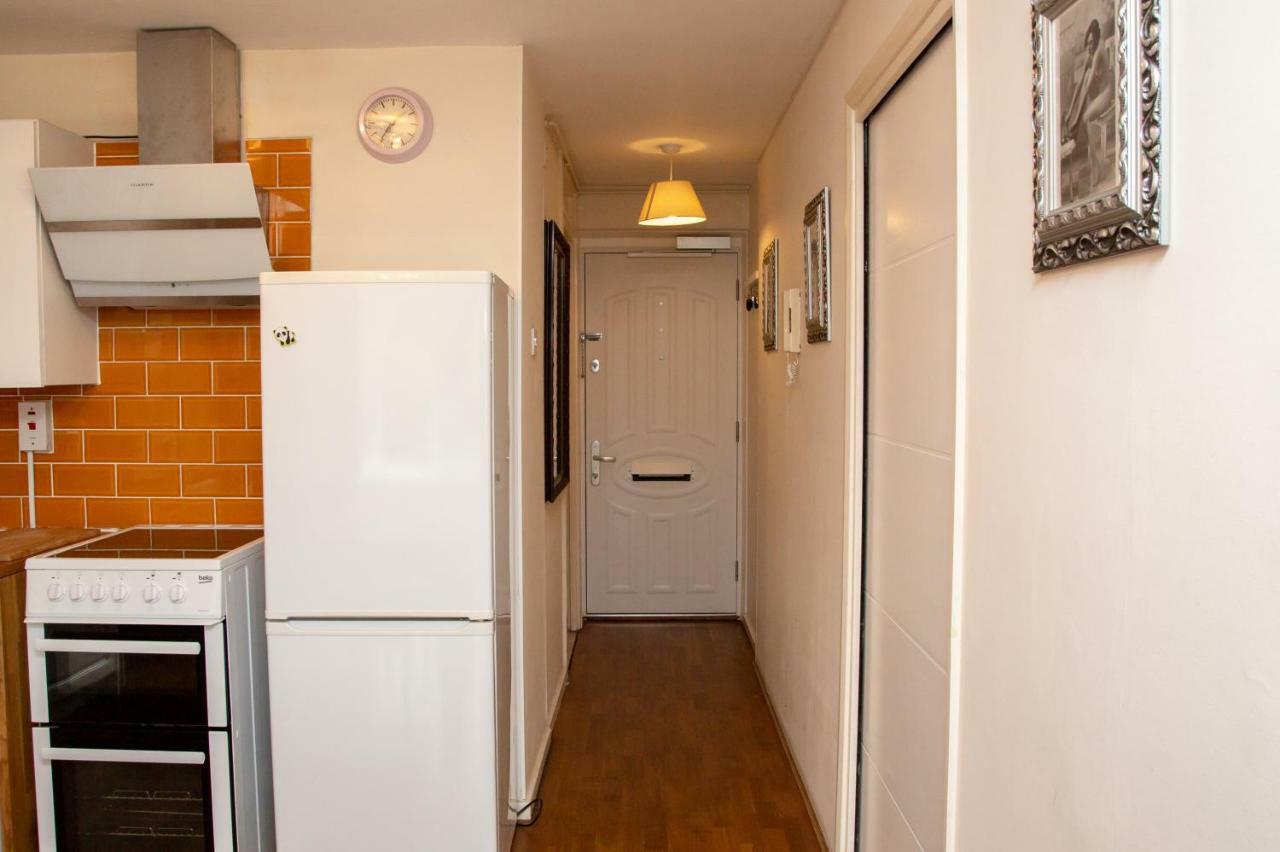 Great 2 Bedrooms 15 Mins From The Centre *