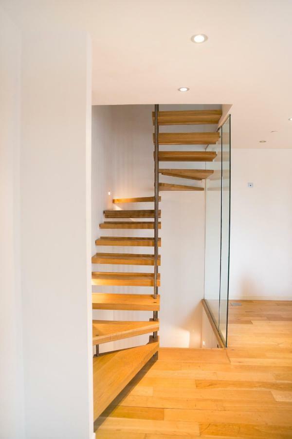 Ferienhaus The Holborn Lights - Modern 3Bdr Home With Rooftop Terrace & Garage London