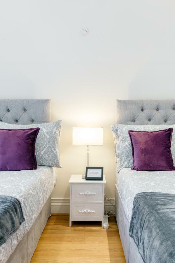 Bed & Breakfast Harrods