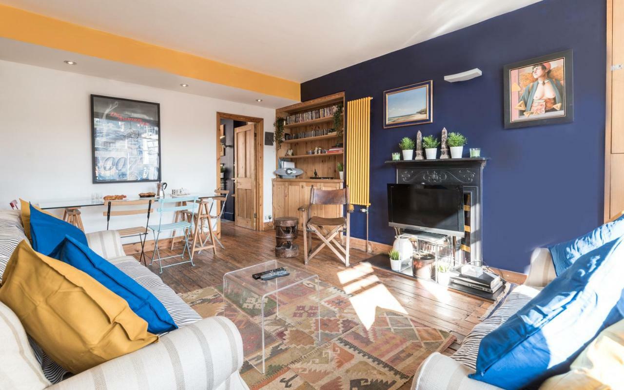 Artistic And Soulful Carnaby Street Movie Pad Apartment *