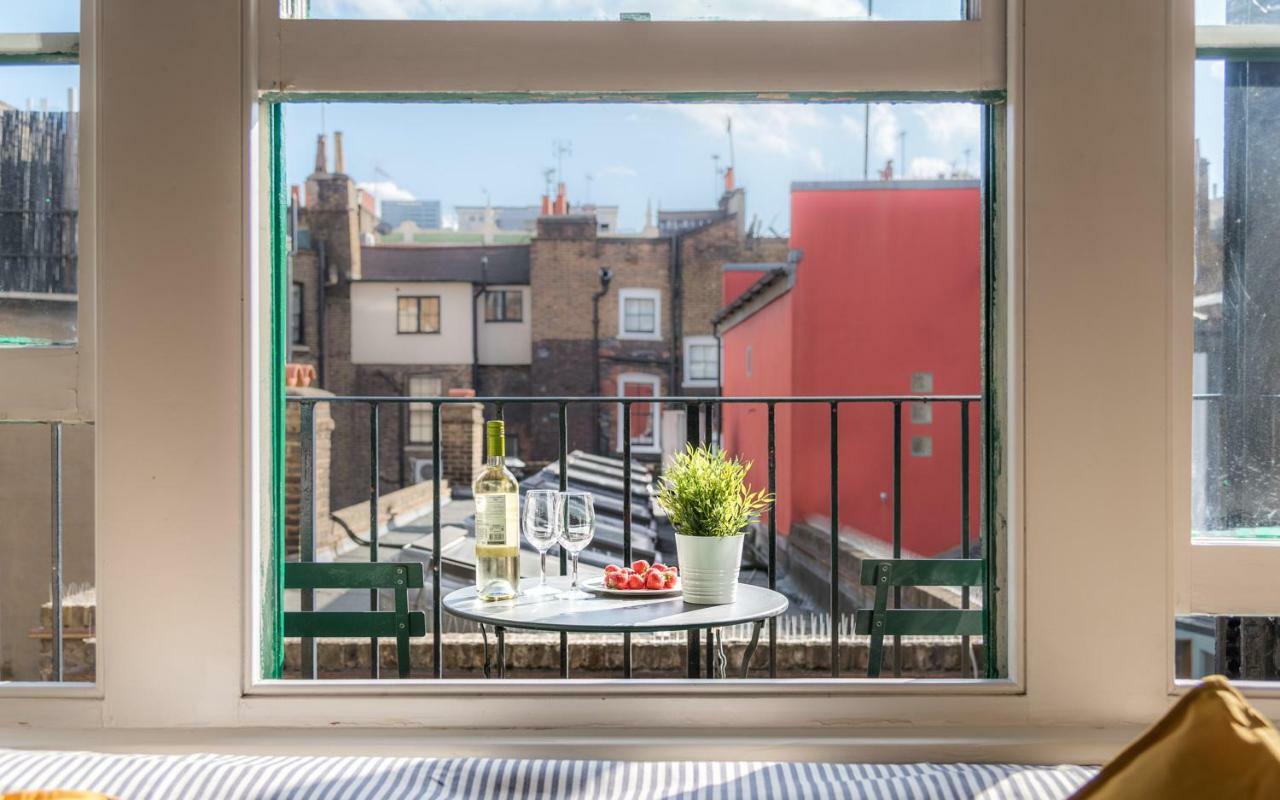 Apartment Artistic And Soulful Carnaby Street Movie Pad London