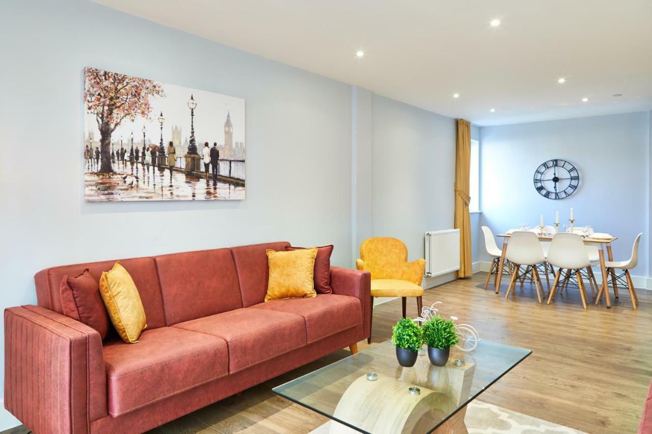 Elegant Luxury Apartment *